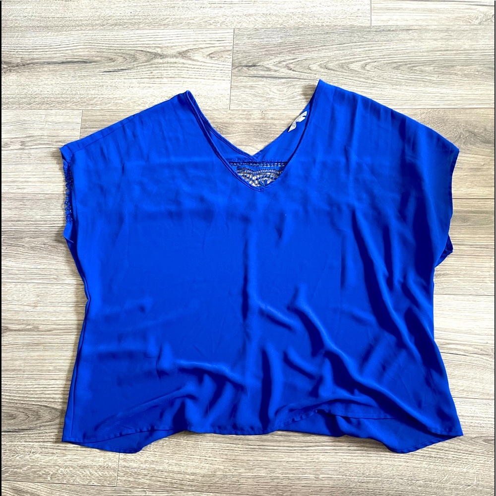Lovesick size 3 royal blue blouse